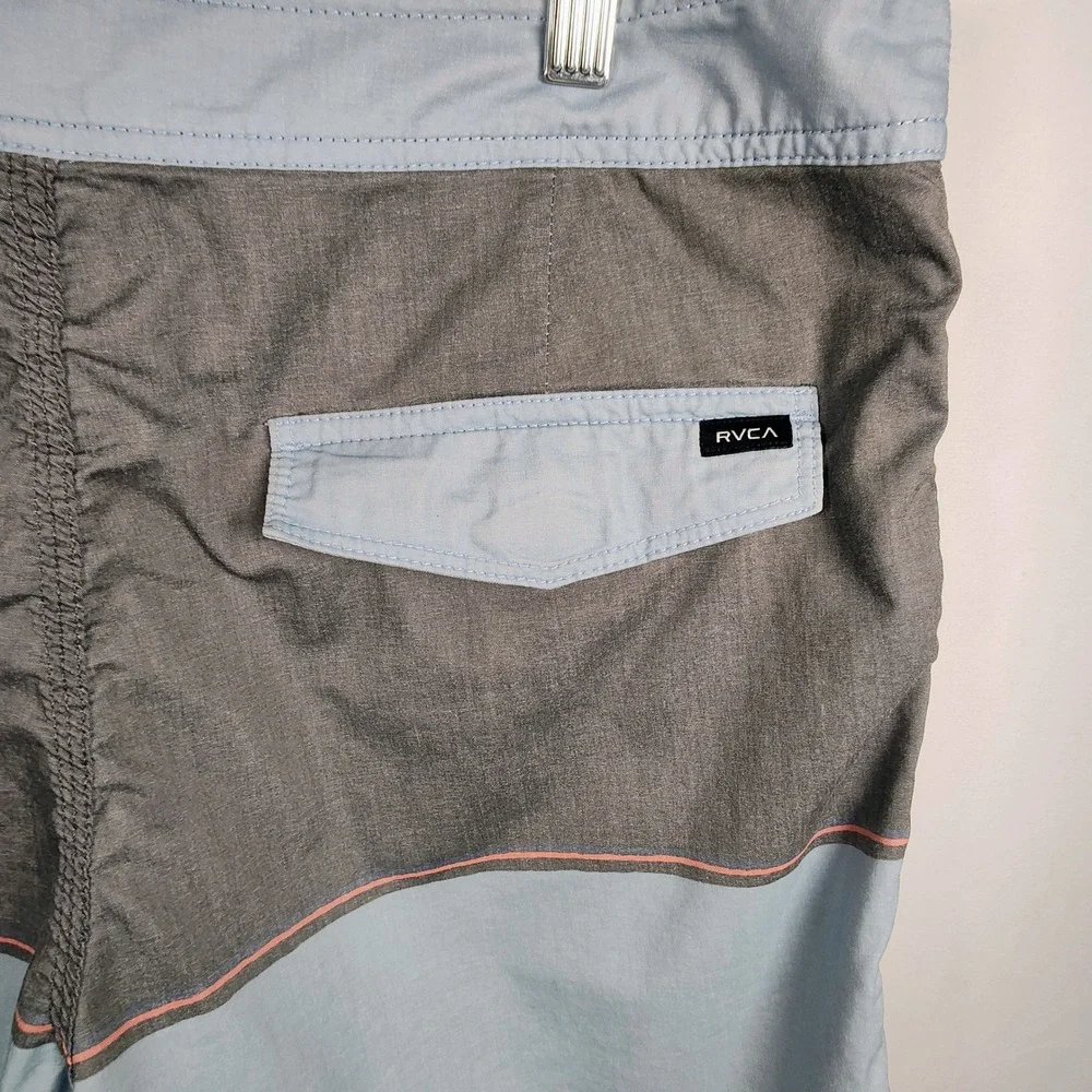 RVCA‎ Men's Board Shorts Size 32 Blue Grey Color Block Swim Trunks Zipper Fly